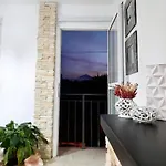 Duplex India