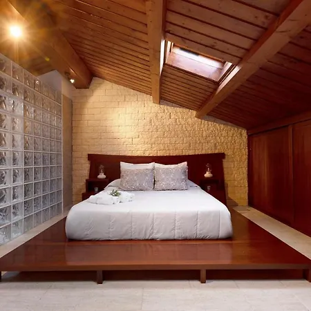 Duplex India